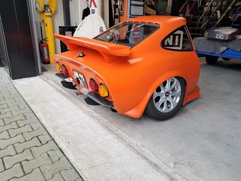 Opel GT achterkant op wieltjes, super reclame decoratie item, Ophalen, Eu, Gebruikt, Eu