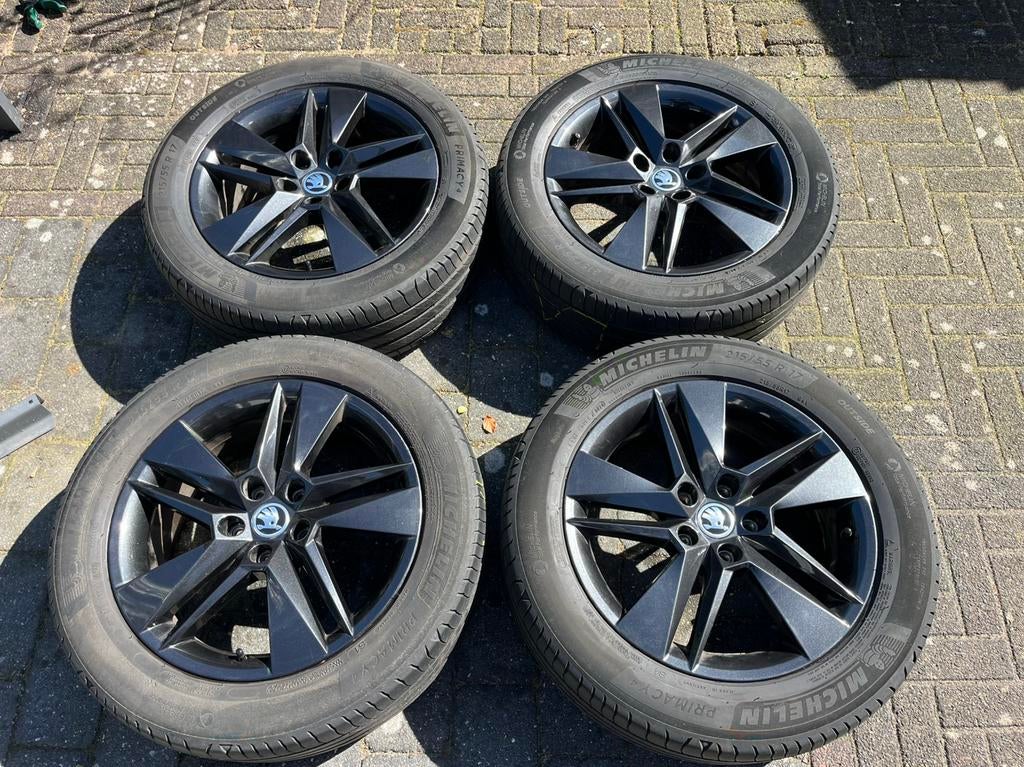 Orginele skoda superb velgen 17 inch, 5x112 steek, Auto-onderdelen, 215 mm, Velg(en), 17 inch, Ophalen of Verzenden