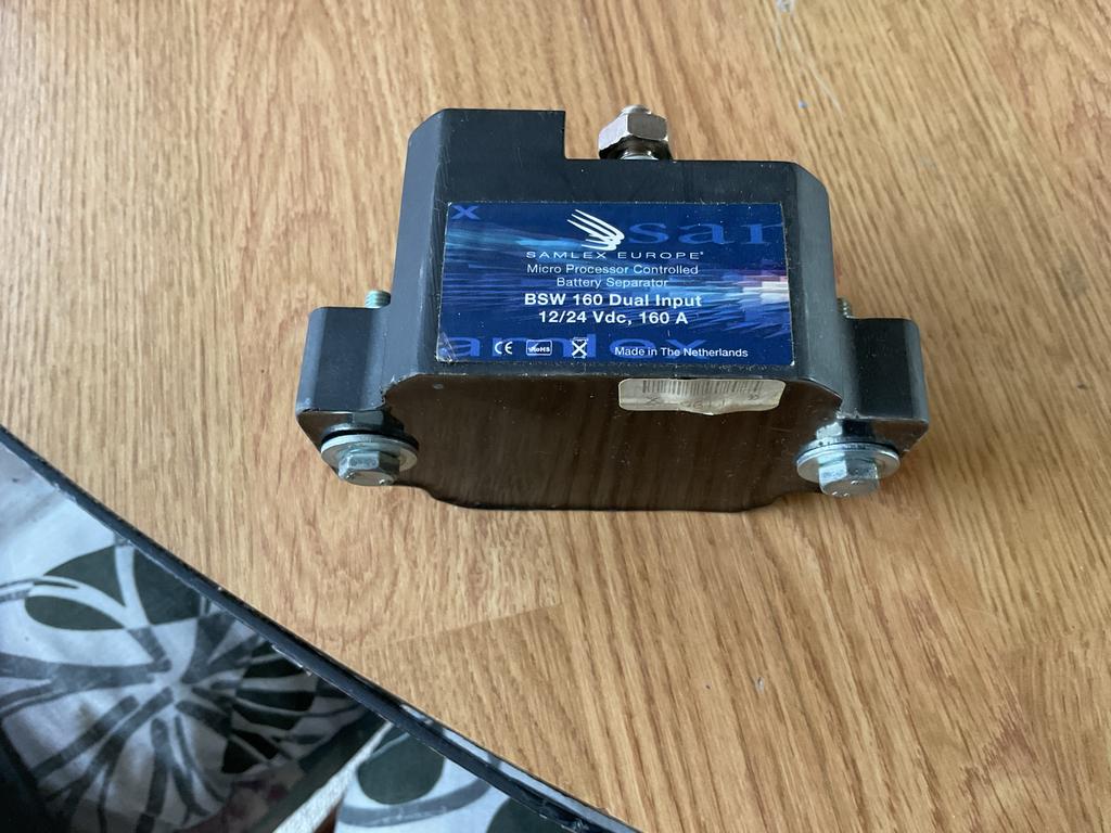 Samlex Europe BSW 160 Dual Input Accu Scheider, Ophalen of Verzenden, Gebruikt