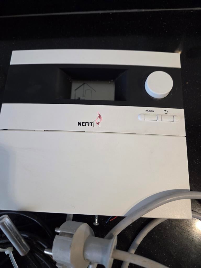 Nefit Zonneboiler Regelaar SC20/2 - Zo goed als nieuw, Ophalen of Verzenden, Slimme thermostaat, Zo goed als nieuw