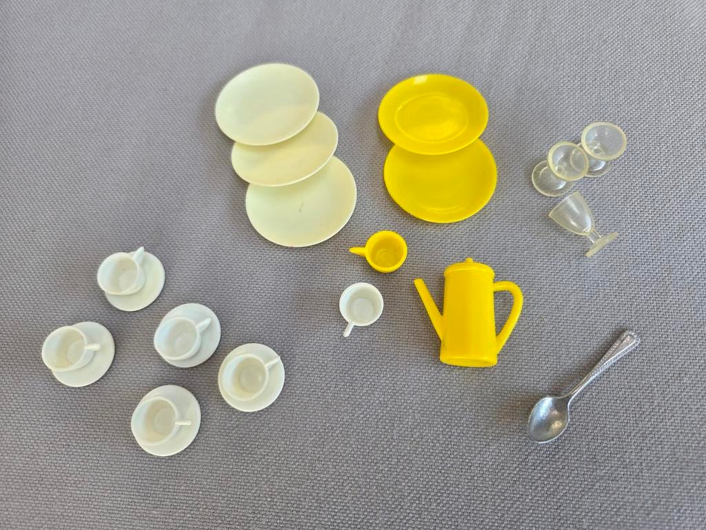 vintage poppenhuis servies, Verzamelen, Ophalen of Verzenden, Gebruikt, Decoratie