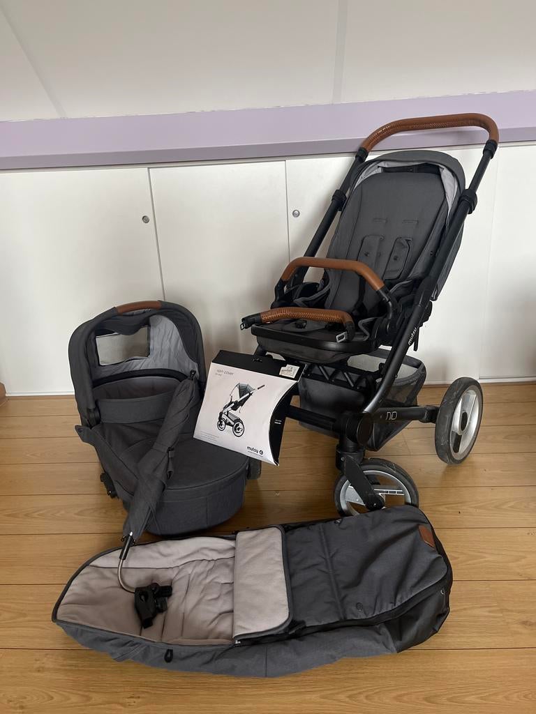 Mutsy Nio Kinderwagen - North Grey, Kinderen en Baby's, Kinderwagens en Combinaties, Gebruikt, Verstelbare duwstang, Mutsy, Ophalen