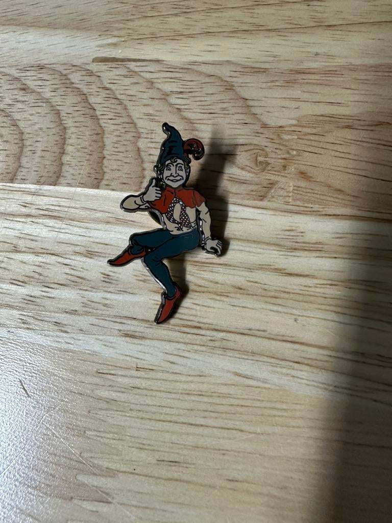 Efteling pin kleine boodschap, Ophalen of Verzenden, Zo goed als nieuw, Button of Speldje