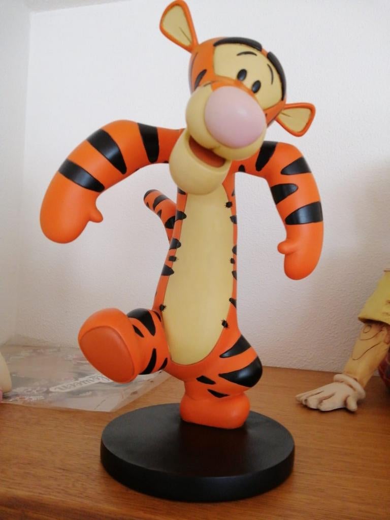 Pooh en friends beeld tijger groot, Ophalen of Verzenden, Winnie de Poeh of vrienden, Zo goed als nieuw, Beeldje of Figuurtje