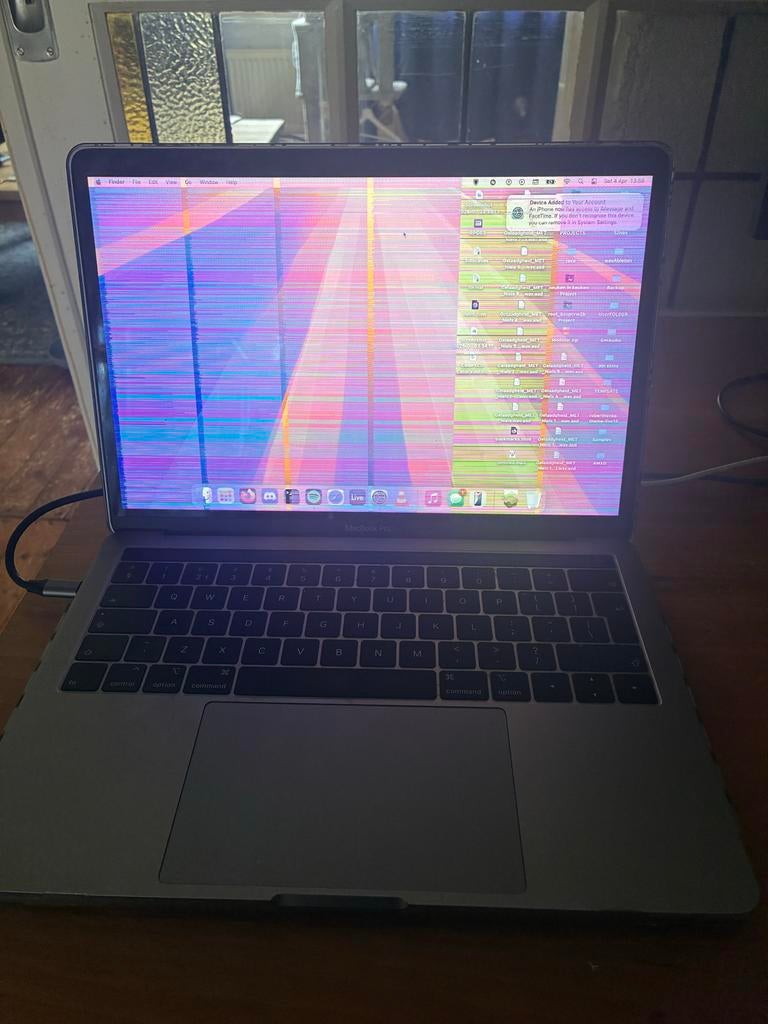 MacBook Pro 2019 met schermproblemen, Computers en Software, Apple Macbooks, MacBook Pro, Gebruikt, 2 tot 3 Ghz, Qwerty