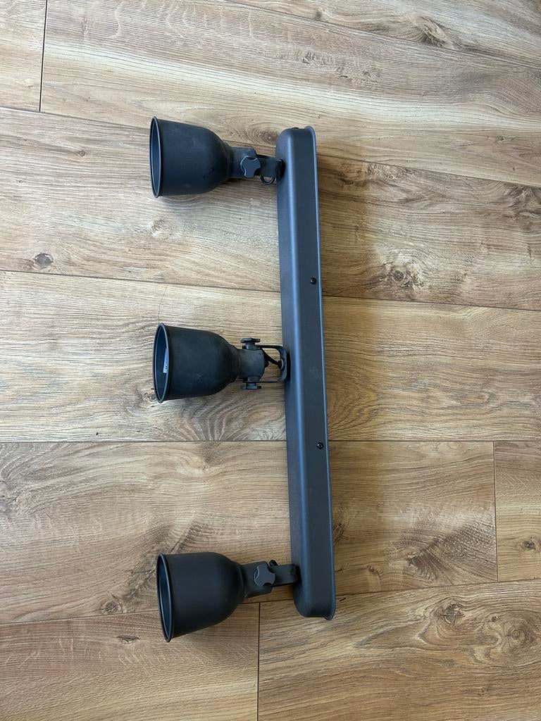 IKEA Hektar Plafondrail met 3 spots, donkergrijs, Gebruikt, Metaal of Aluminium, Ophalen of Verzenden, Led