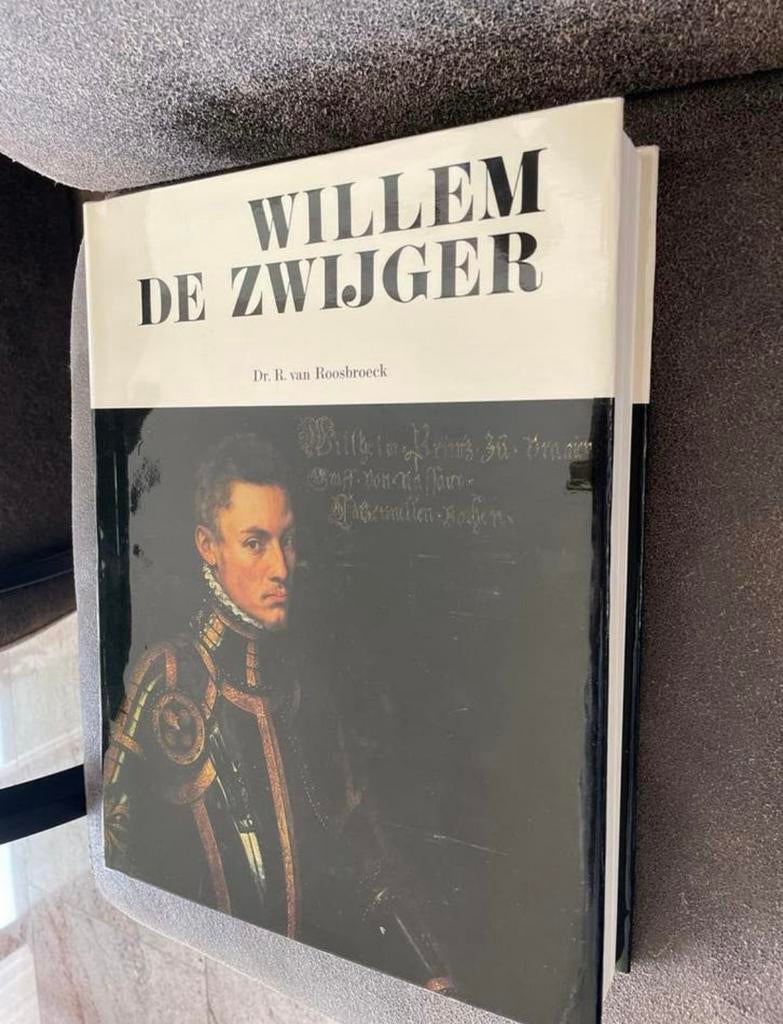 Willem de Zwijger, Graaf van Nassau, Prins van Oranje., Ophalen, Zo goed als nieuw