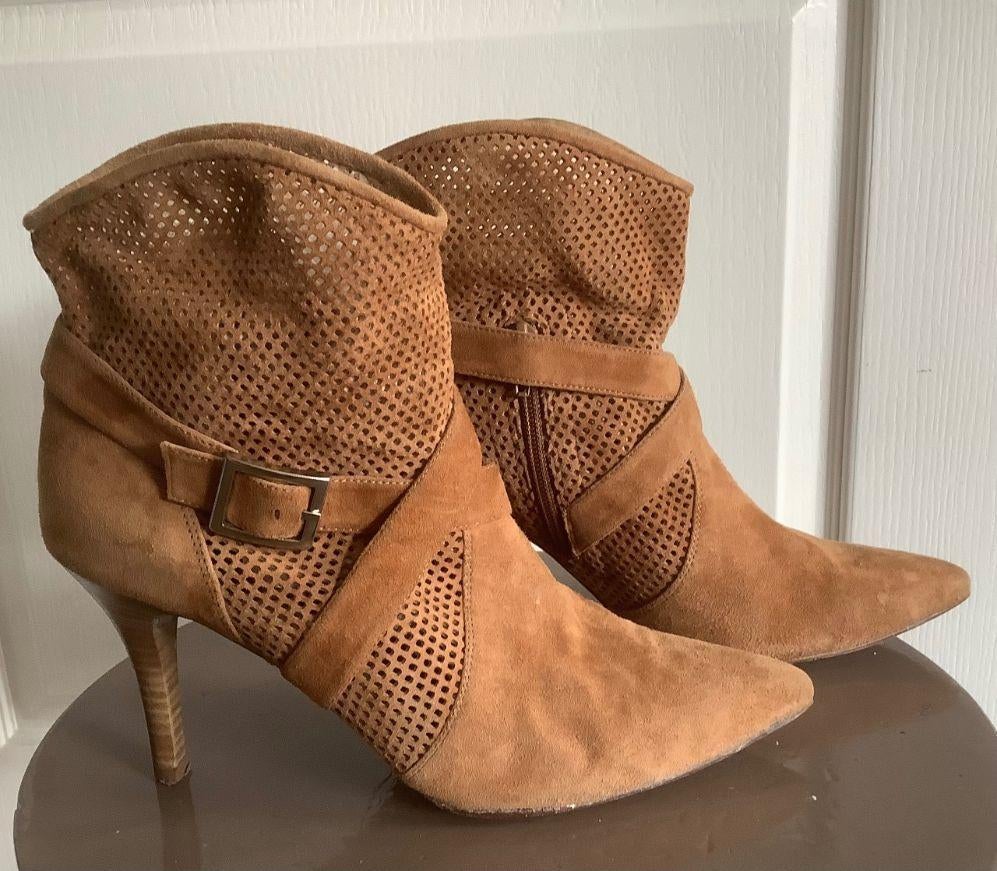 Mooie leren "zomerse" schoenen maat 40 // ZGAN, Ophalen of Verzenden, Zo goed als nieuw, Zwart, Sneakers of Gympen