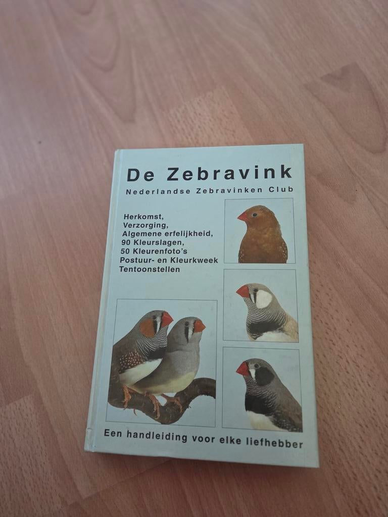 De Zebravink - Boek Nederlandse Zebravinken Club, Ophalen of Verzenden, Zo goed als nieuw