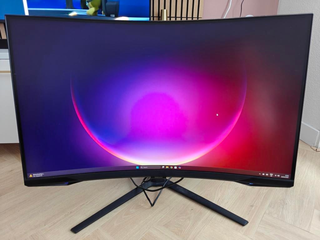 Samsung G7 Odyssey 32" 4K Mini-LED 165Hz Monitor, Curved, Samsung, 151 t/m 200 Hz, LED