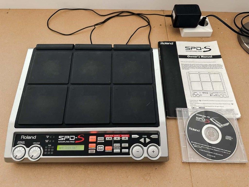 Roland SPD-S Sampling Pad / drumcomputer met toebehoren, Muziek en Instrumenten, Drumcomputers, Ophalen of Verzenden, Gebruikt