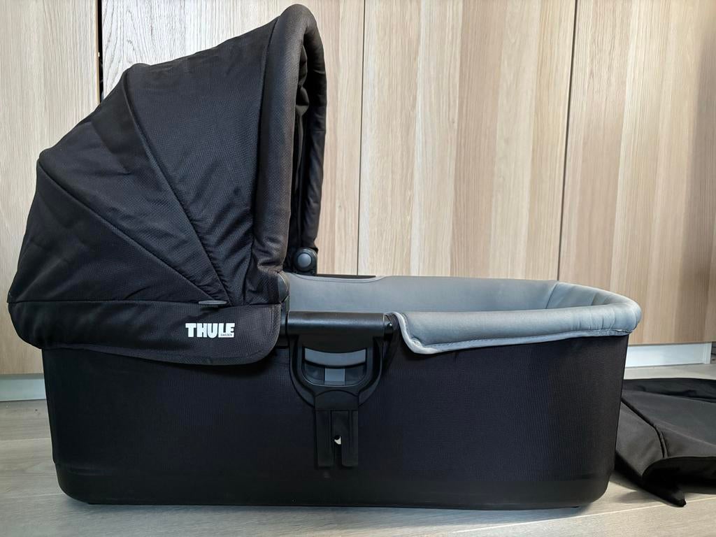 Thule Urban Glide 2 Reiswieg Zwart met Adapters en Hor, Kinderen en Baby's, Overige merken, Ophalen of Verzenden, Zo goed als nieuw