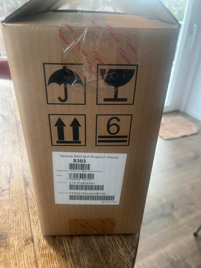 Optoma S303 DLP Projector, Ophalen of Verzenden, Gebruikt, DLP, Overige resoluties