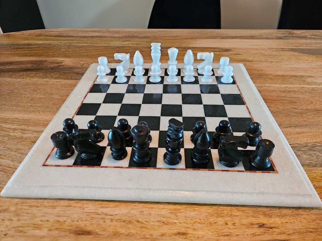 Handgemaakt marmeren schaakbord, Ophalen of Verzenden, Minder dan 500 stukjes, Zo goed als nieuw, Schaken