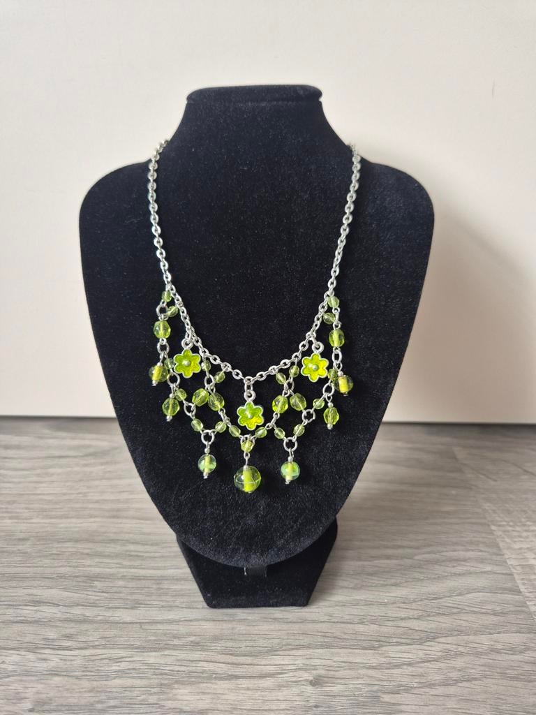 MKM Design ketting met groene kralen en bloemen, Sieraden, Tassen en Uiterlijk, Kettingen, Ophalen of Verzenden, Nieuw