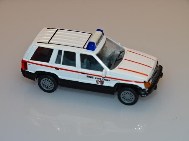 1:87 brandweer Jeep Grand Cherokee Herpa nu € 6, Hobby en Vrije tijd, Verzenden, Zo goed als nieuw, Auto, Herpa