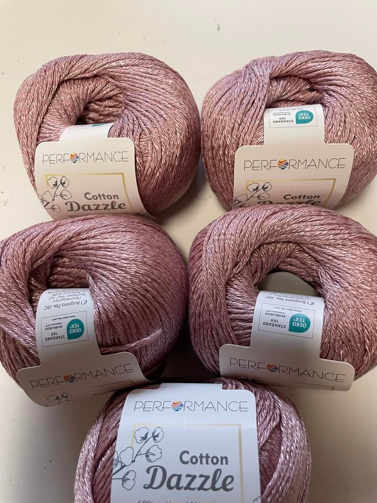 10 bollen licht glanzend haak/ breigaren in kleur oud roze, Hobby en Vrije tijd, Breien en Haken, Nieuw, Breien of Haken, Wol of Garen