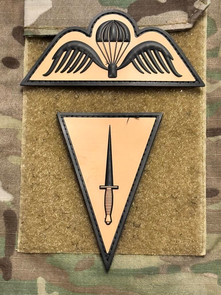 Para commando België setje, Verzamelen, Militaria | Algemeen, Verzenden, Landmacht, Overige gebieden, Embleem of Badge