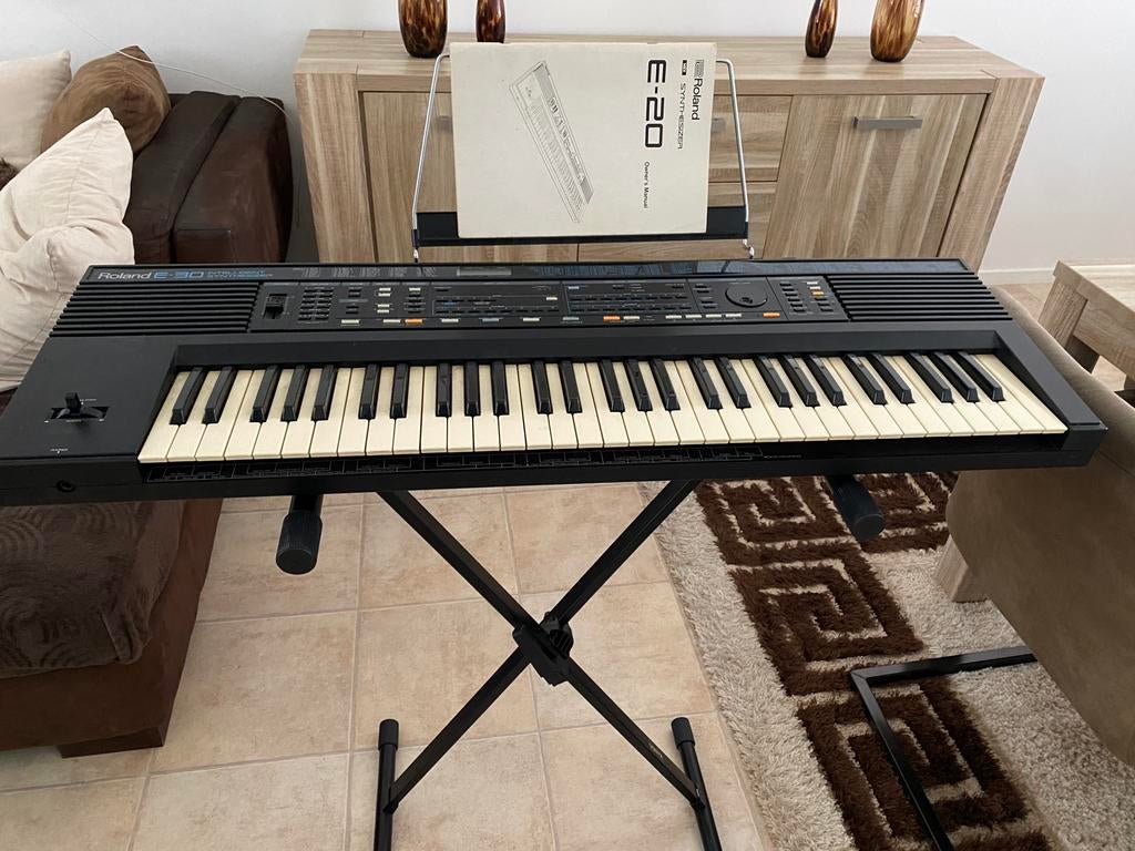 Roland keyboard, Ophalen, Zo goed als nieuw, 61 toetsen, Overige merken