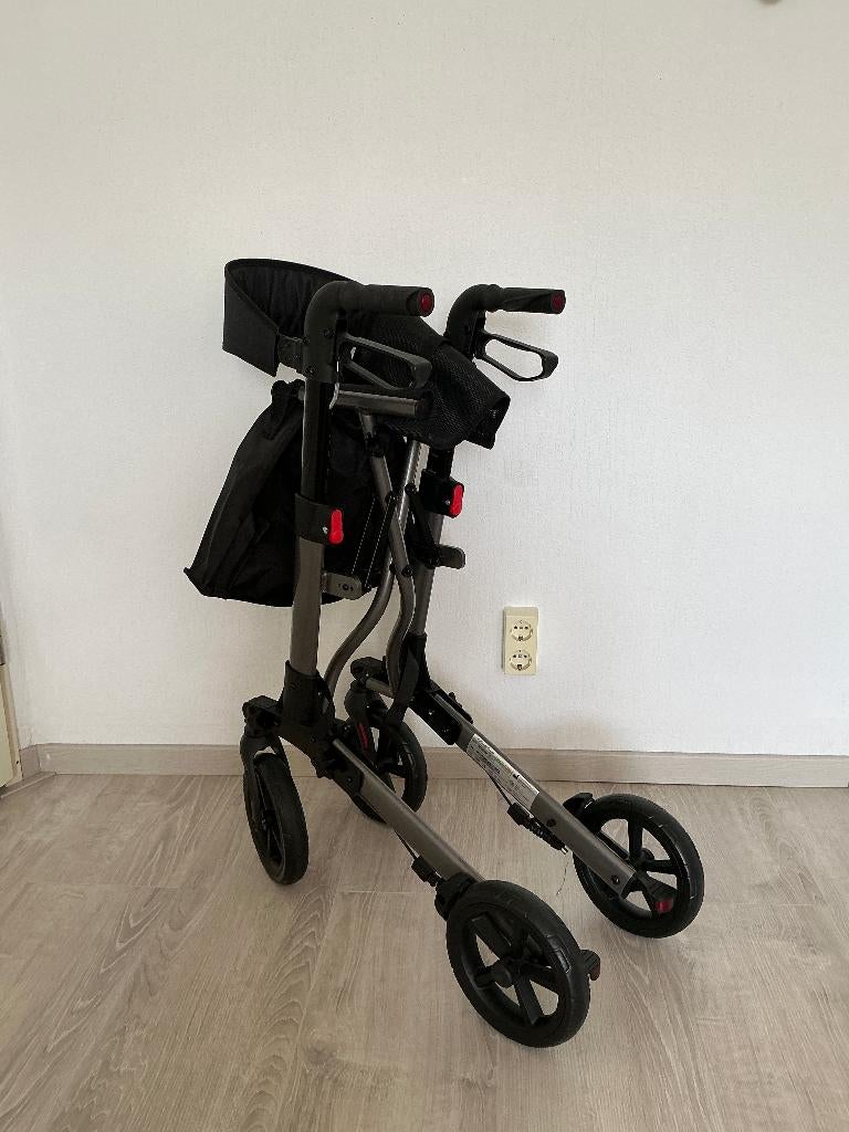 Te koop Goedlopende Rollator, Diversen, Rollators, Ophalen, Opvouwbaar