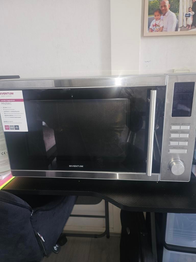 Magnetron oven combi Bieden, Witgoed en Apparatuur, Magnetrons, Combimagnetron, Crisp, Gebruikt, Ophalen of Verzenden