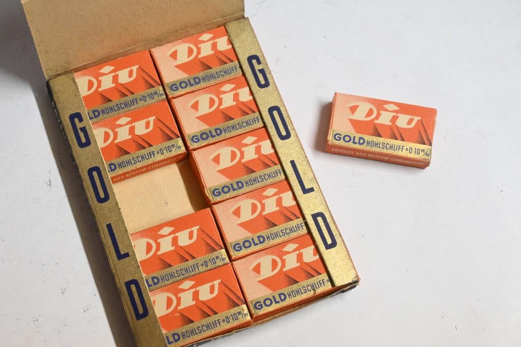 Gold hohlschliff volle verpakking scheermesjes duitsland, Antiek en Kunst, Ophalen of Verzenden