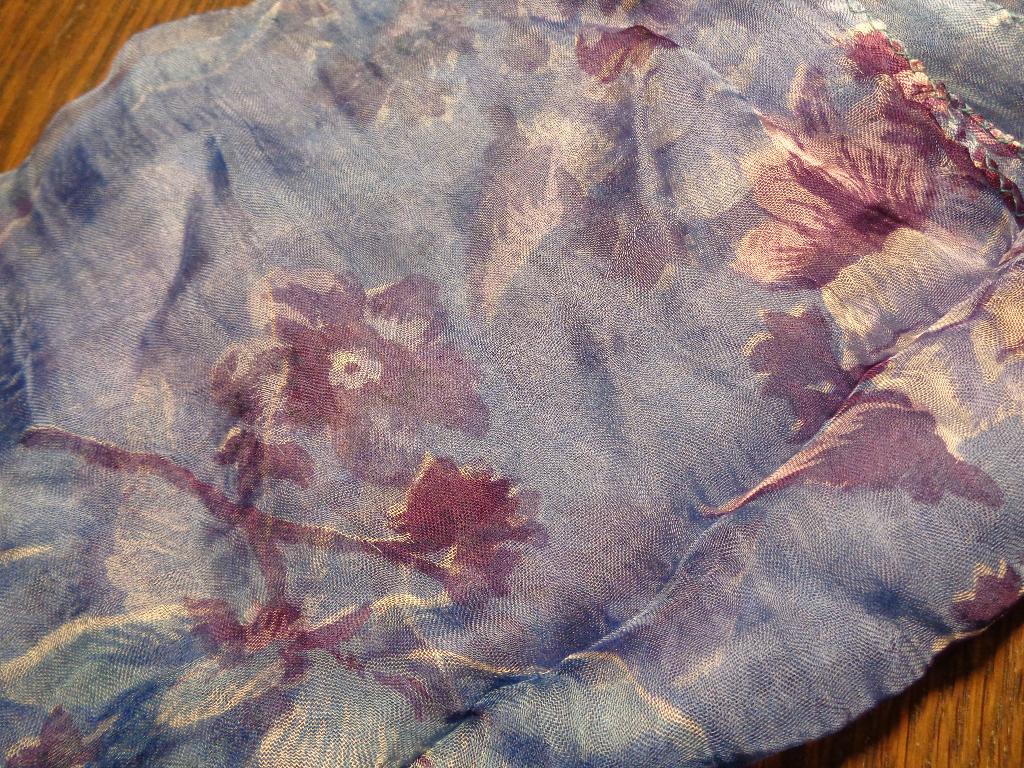 tule lange smalle sjaal met bloemen, Ophalen of Verzenden, Nieuw, Maat 46/48 (XL) of groter, Sjaal