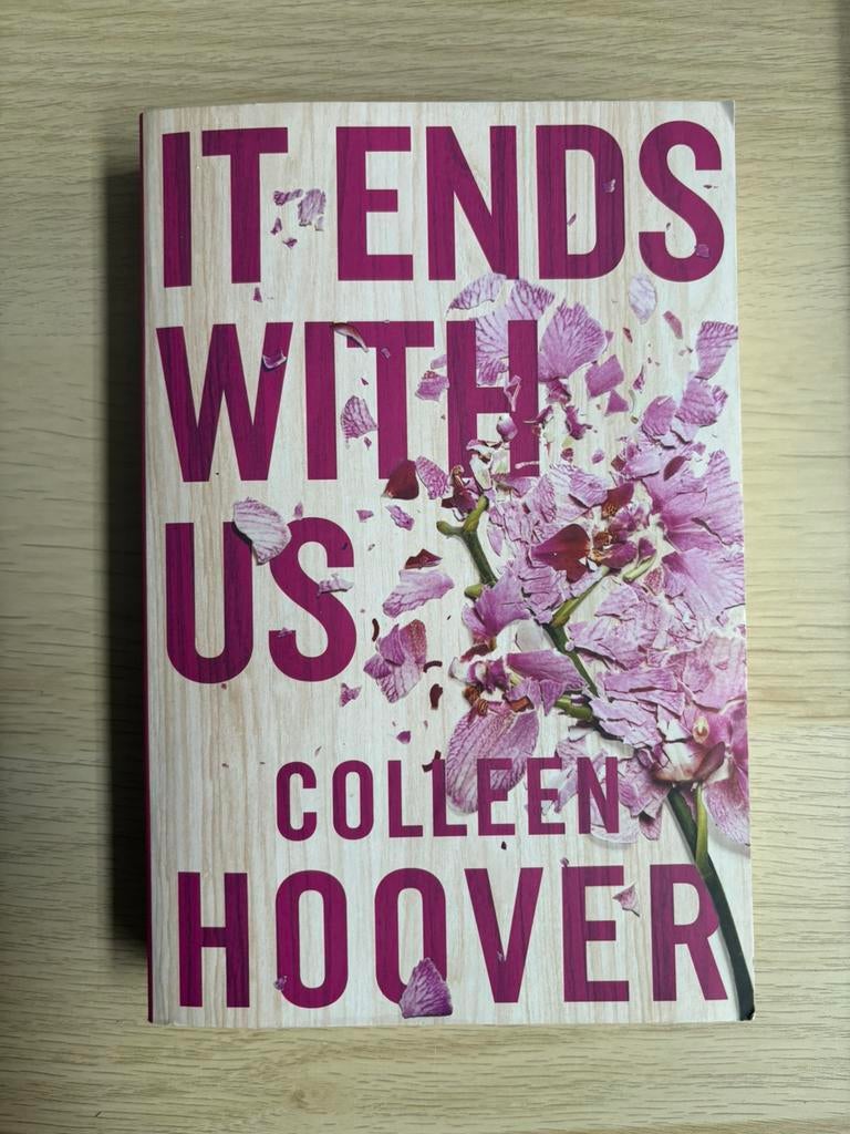 It ends with us, Boeken, Ophalen of Verzenden, Gelezen