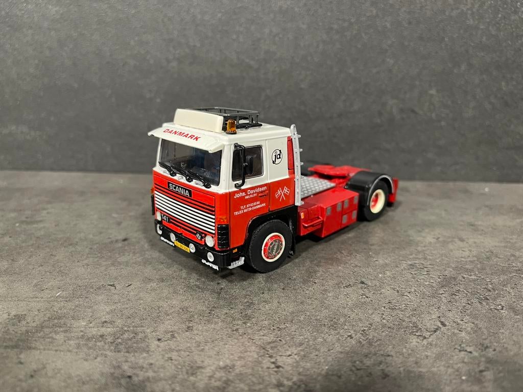 Leuke samengestelde WSI Scania 141 V8 trekker, Ophalen of Verzenden, Zo goed als nieuw, Bus of Vrachtwagen, Wsi