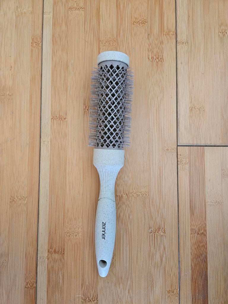 Zenner Ronde Föhnborstel - 35mm - Voor volume & glans., Ophalen of Verzenden, Zo goed als nieuw, Kam of Borstel