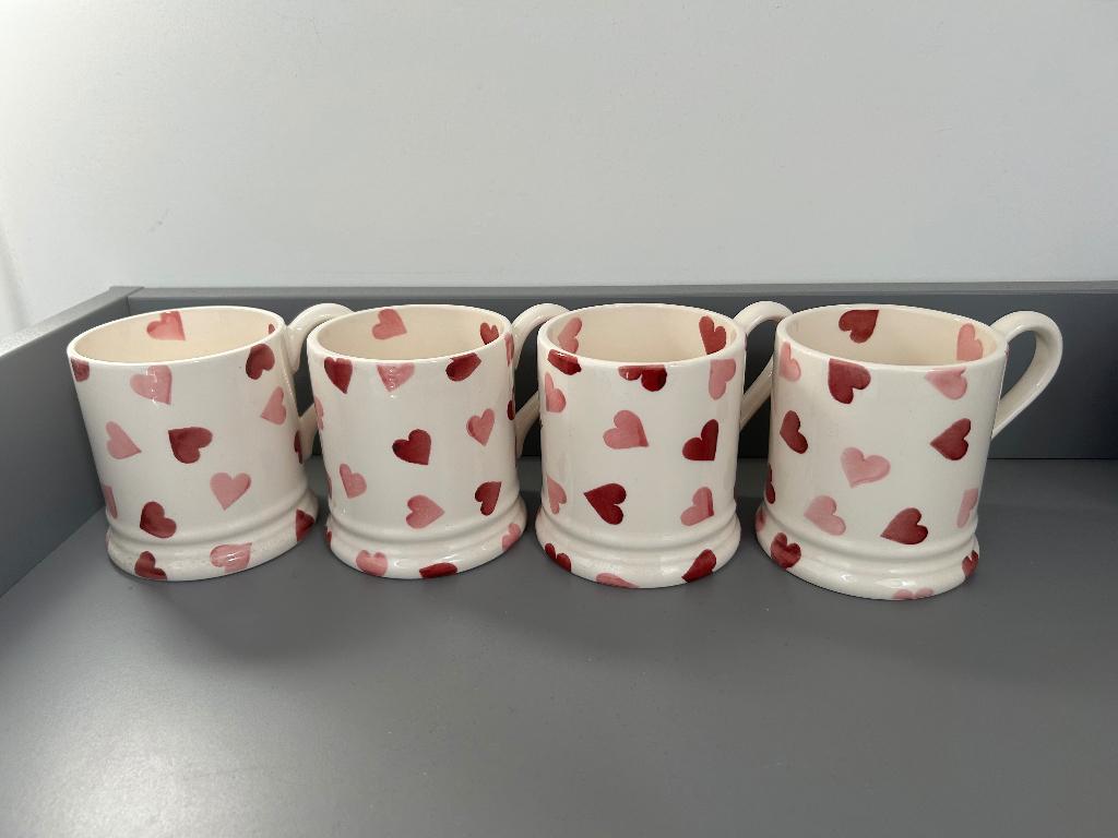 Emma Bridgewater 1/2 pint mugs Pink Hearts, Ophalen of Verzenden, Zo goed als nieuw, Overige stijlen, Kop(pen) en/of Schotel(s)