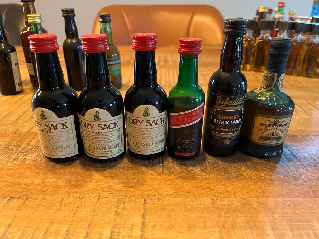 Diverse Sherry Miniatuurflesjes - Collectors Item, Ophalen of Verzenden, Gebruikt