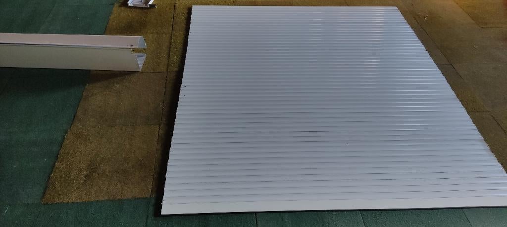 Heroal rolluikkast en pantser, Doe-het-zelf en Verbouw, Rolluiken, Ophalen, Wit, 150 tot 200 cm, Nieuw