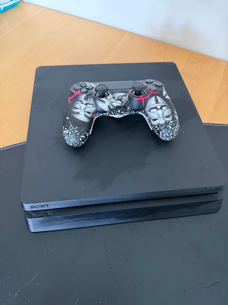 PlayStation 4 Slim met controller, Ophalen of Verzenden, Met 1 controller, Slim, 500 GB