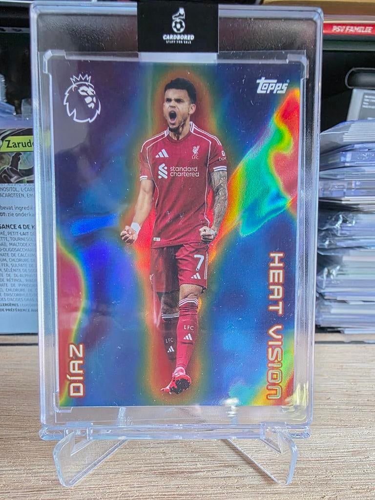 Topps EPL Luis Díaz Heat Vision Casehit, Ophalen of Verzenden, Buitenlandse clubs, Spelerskaart