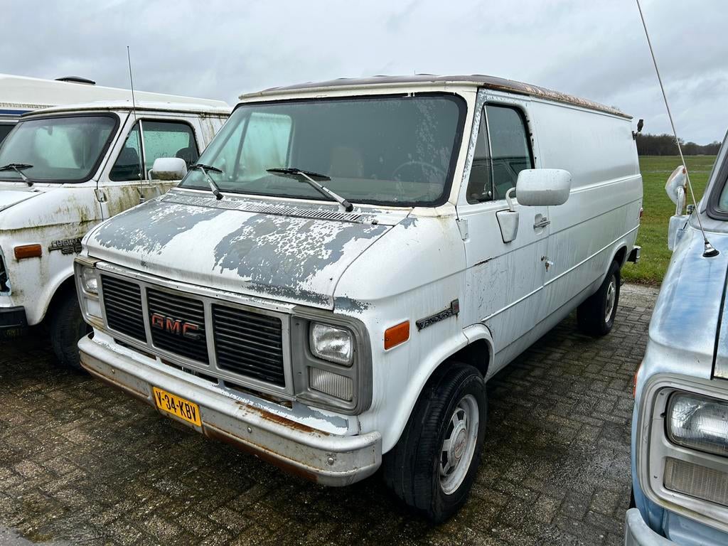 Meerdere Chevy GMC vans G20 G30 Express Savana, Particulier, Te koop, Benzine