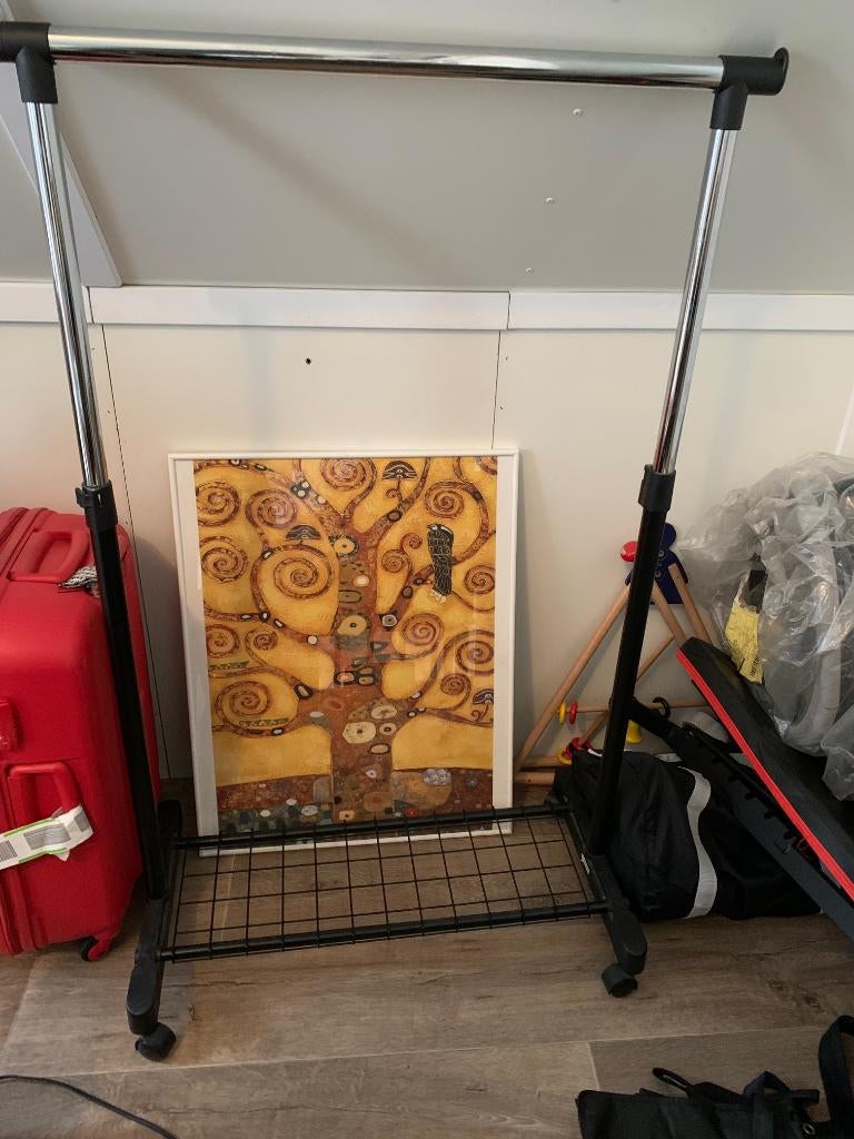 Kledingrek (gratis), Ophalen, Met wielen, Gebruikt