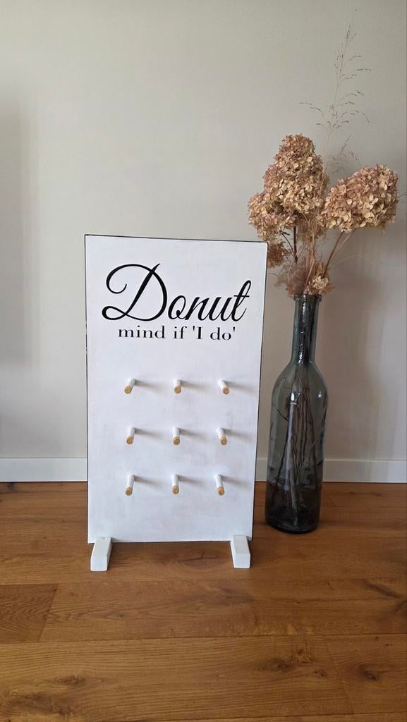 Donut bord bruiloft 'Donut mind if I do', Ophalen, Zo goed als nieuw