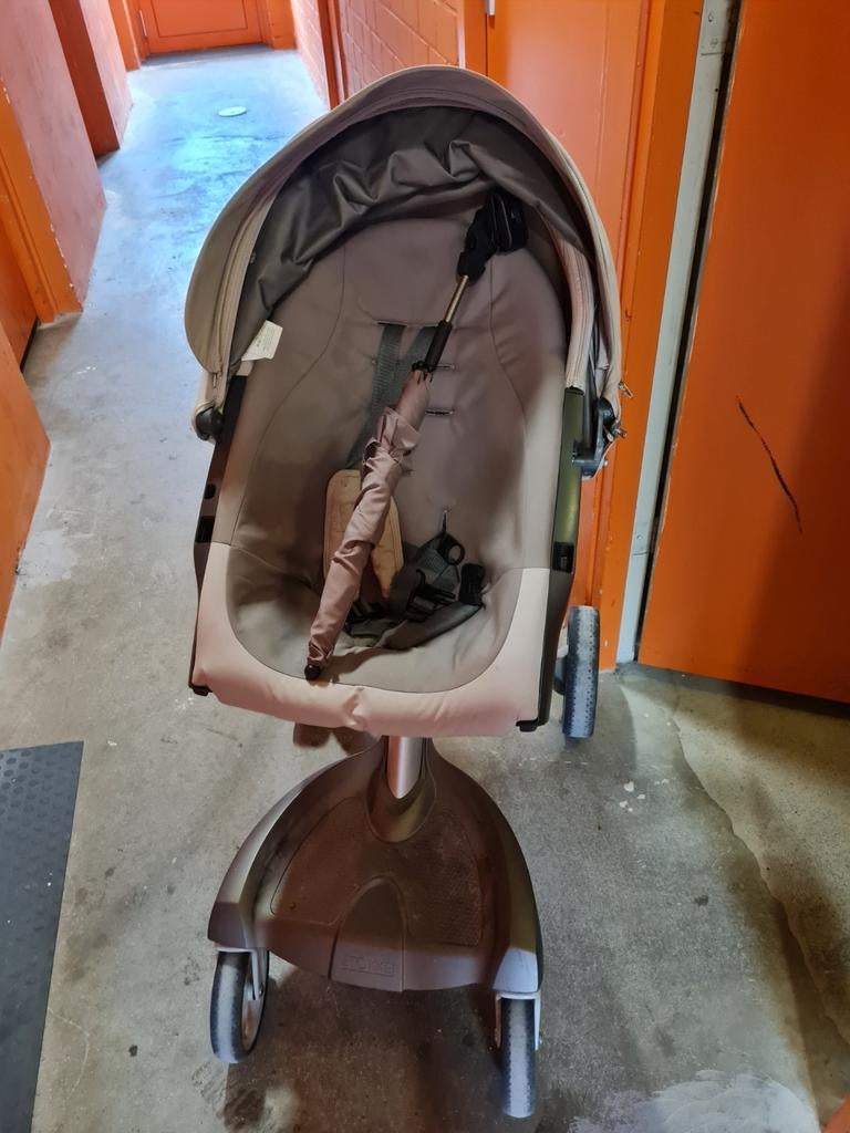 Stokke kinderwagen All-Inn, Ophalen of Verzenden, Overige merken, Verstelbare duwstang