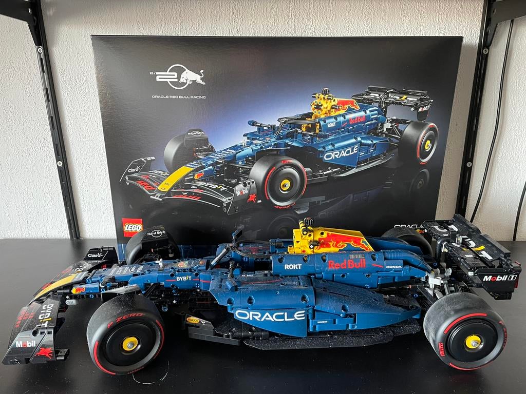 Lego 42206 Redbul, Ophalen of Verzenden, Zo goed als nieuw