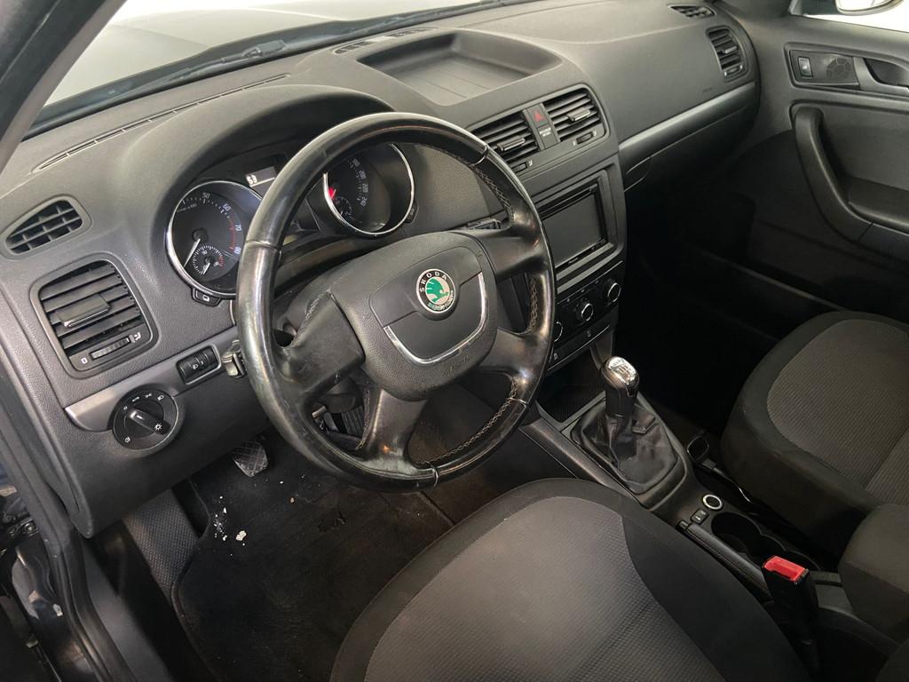 Skoda Yeti 1.8 TSI Active Plus 4x4 1800KG trekgewicht! Trekh, Auto's, Skoda, 13 km/l, Euro 5, 4 cilinders, 700 kg