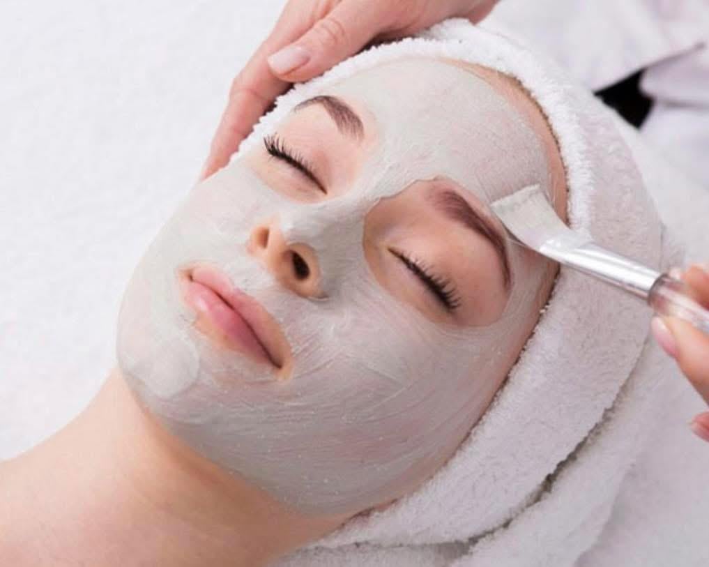 Model gezocht voor gezichtsbehandeling €35 Amsterdam, Ophalen, Zo goed als nieuw, Gehele gezicht, Verzorging