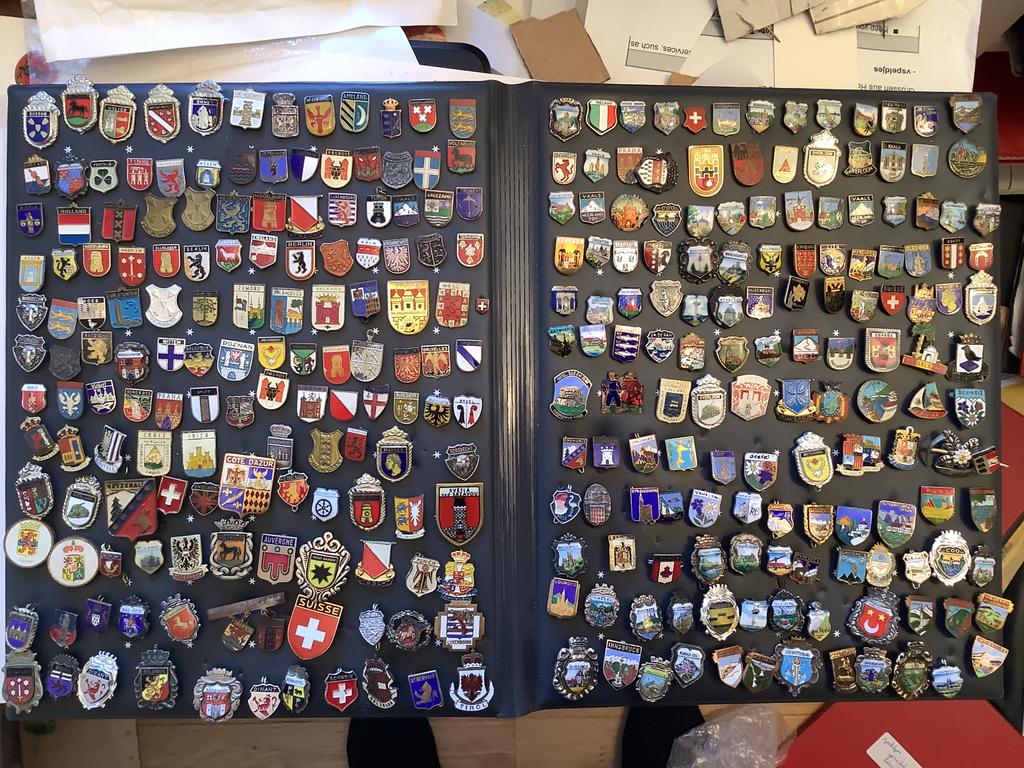 Gemeentewapens en andere toerismespeldjes 2, Ophalen of Verzenden, Gebruikt