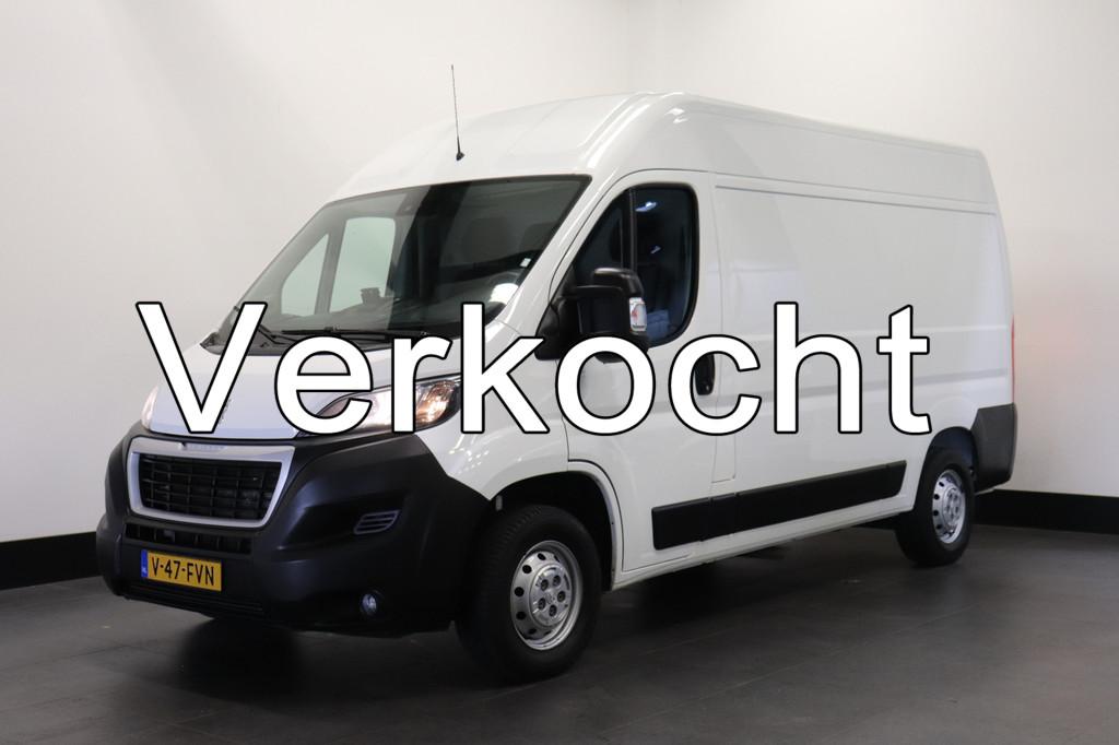Peugeot Boxer 2.2 BlueHDi L2H2 140PK - EURO 6 - Airco - Navi, Voorwielaandrijving, Stof, Gebruikt, 4 cilinders