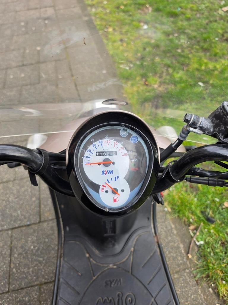 SYM Mio scooter, Fietsen en Brommers, Mio, Gebruikt, Ophalen of Verzenden, Benzine