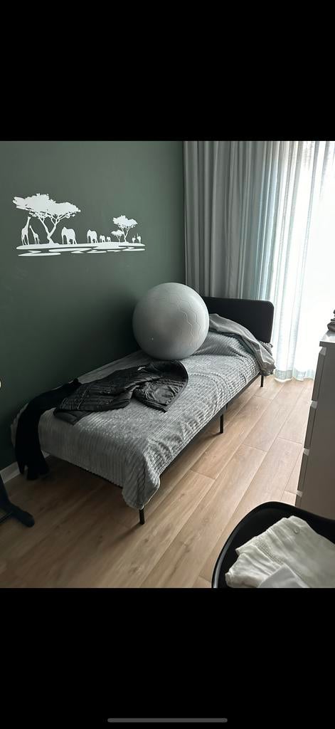 IKEA SLATTUM eenpersoonsbed 90x200 - donkergrijs, 90 cm, Eenpersoons, Ophalen of Verzenden, Zo goed als nieuw