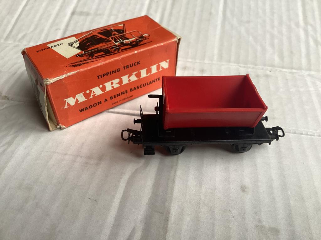 Marklin 4513 kiepwagen met ovp met lichte beschadiging, Ophalen of Verzenden, Wisselstroom, Wagon, Märklin