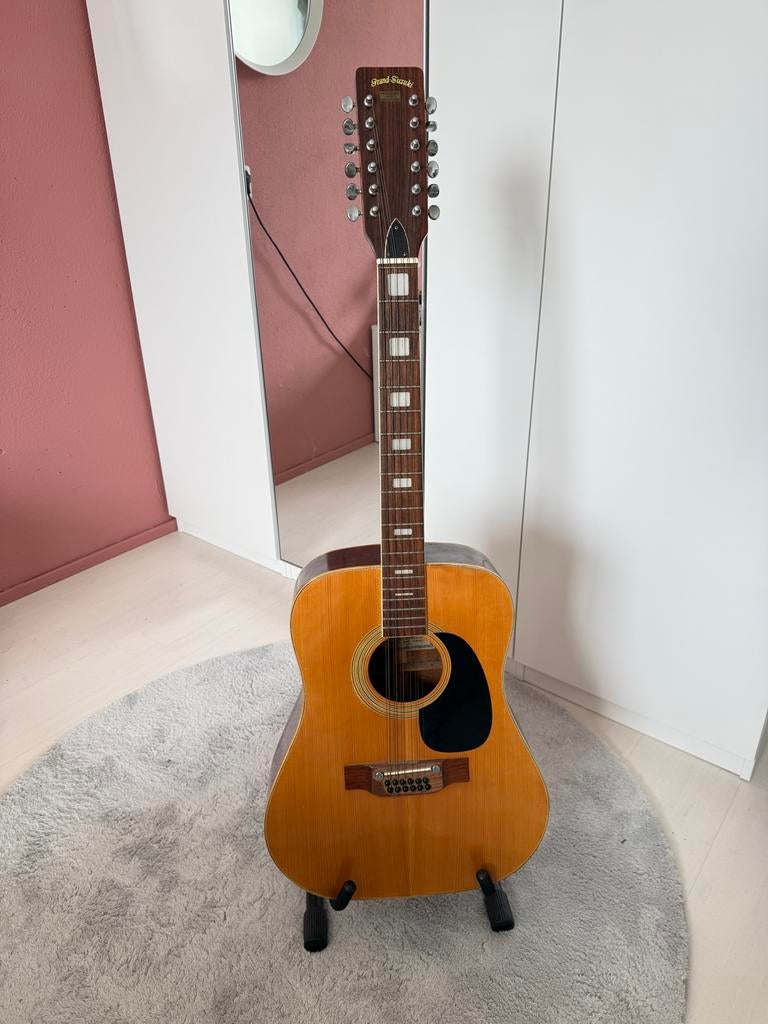 Grand Suzuki Akoestische 12-snarige Gitaar, Ophalen, Gebruikt, Western- of Steelstringgitaar, 12-snarig