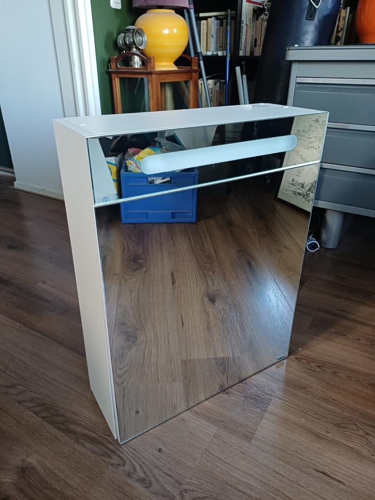 Allibert spiegelkast badkamerkast verlichting stopcontact, Minder dan 25 cm, Minder dan 100 cm, Gebruikt, Spiegelkast