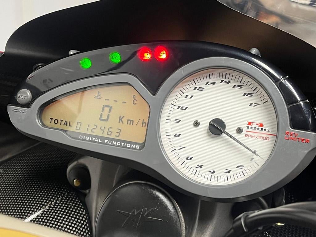 MV Agusta F4 1000 TAMBURINI (bj 2006), 4 cilinders, Motorrijbewijs A, MV Agusta, Bedrijf